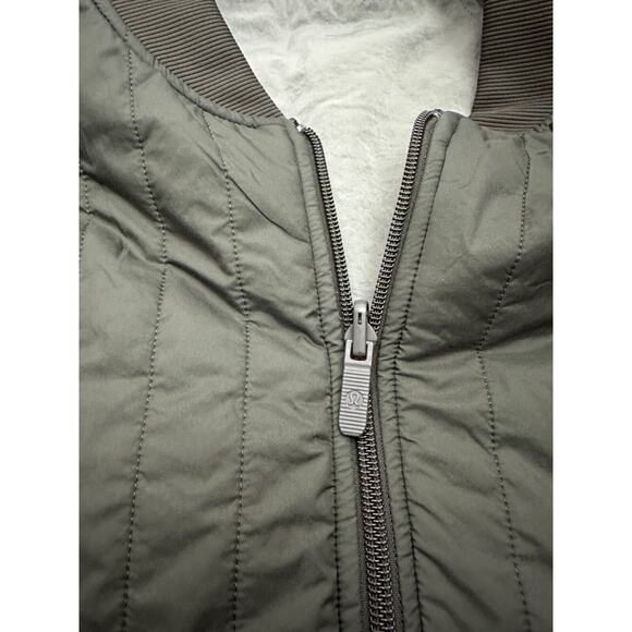 Lululemon Oversized Fit Non Stop Bomber Jacket Reversible Sage Olive Green Sz 8 - Picture 10 of 13
